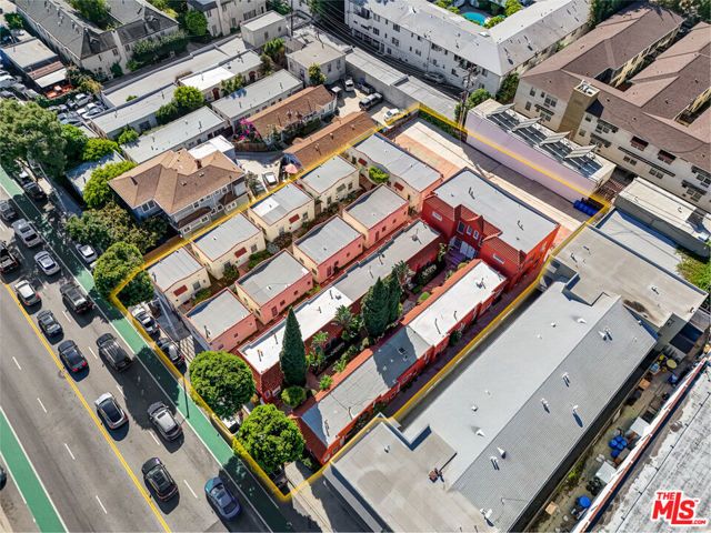 1229 N Fairfax Avenue, West Hollywood, CA 90046