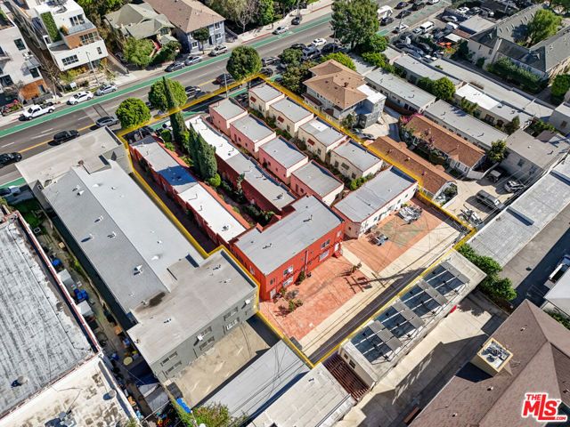 1229 N Fairfax Avenue, West Hollywood, CA 90046