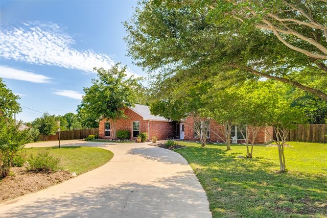 4110 Country Lane, Granbury, TX 76048