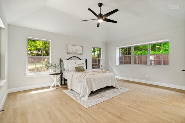 4110 Country Lane, Granbury, TX 76048