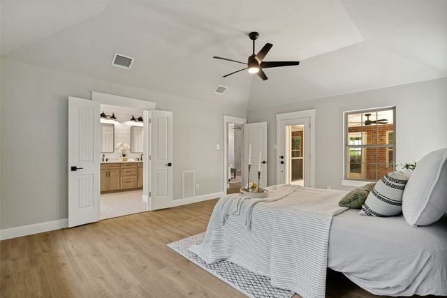 4110 Country Lane, Granbury, TX 76048