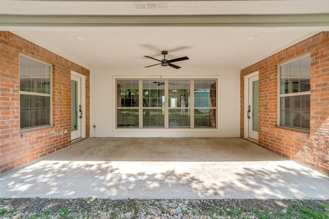 4110 Country Lane, Granbury, TX 76048