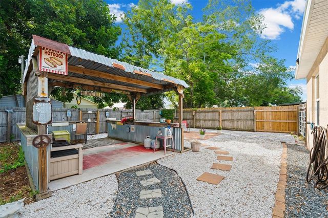 1111 38TH STREET W, Bradenton, FL 34205