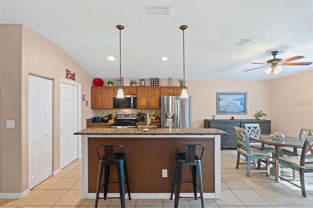 1111 38TH STREET W, Bradenton, FL 34205