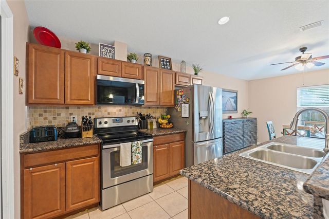 1111 38TH STREET W, Bradenton, FL 34205