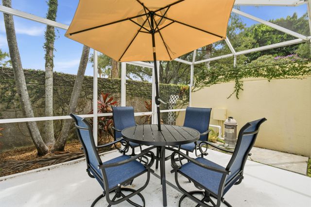 198 Brier Circle, Jupiter, FL 33458