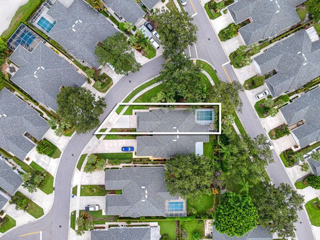 198 Brier Circle, Jupiter, FL 33458