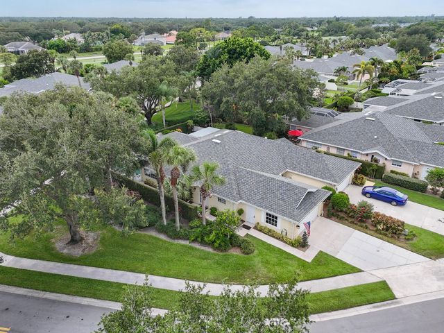 198 Brier Circle, Jupiter, FL 33458