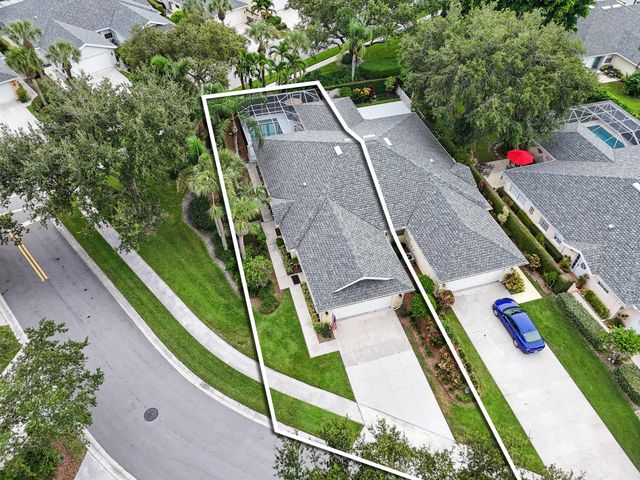198 Brier Circle, Jupiter, FL 33458