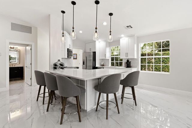 198 Brier Circle, Jupiter, FL 33458