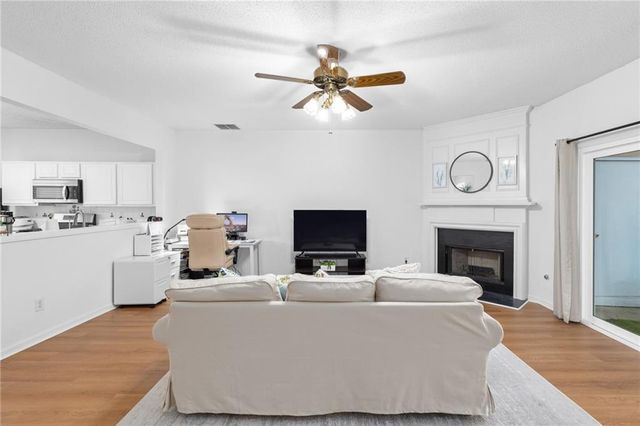 4088 Howell Park Road, Duluth, GA 30096