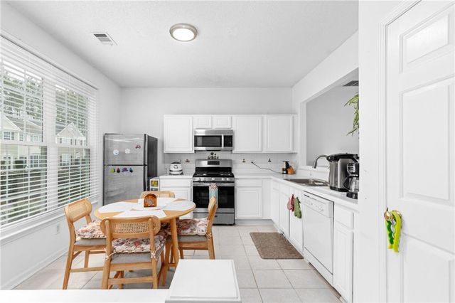 4088 Howell Park Road, Duluth, GA 30096