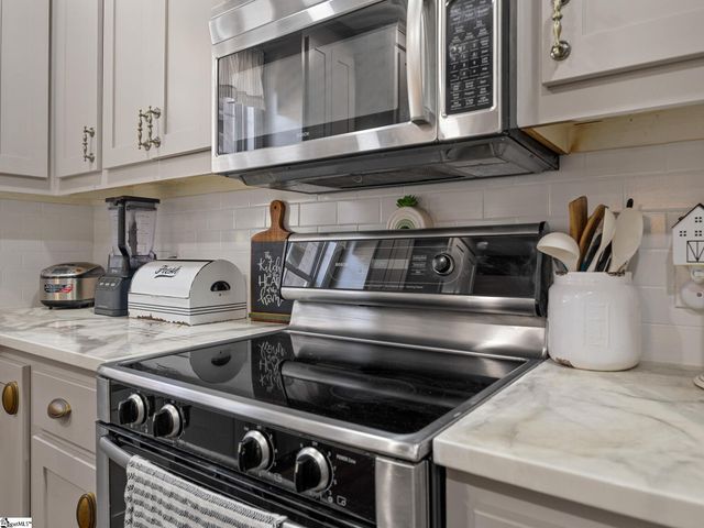 620 Hobbysville Road, Roebuck, SC 29376