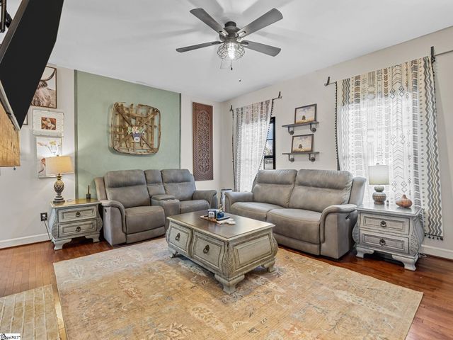 620 Hobbysville Road, Roebuck, SC 29376