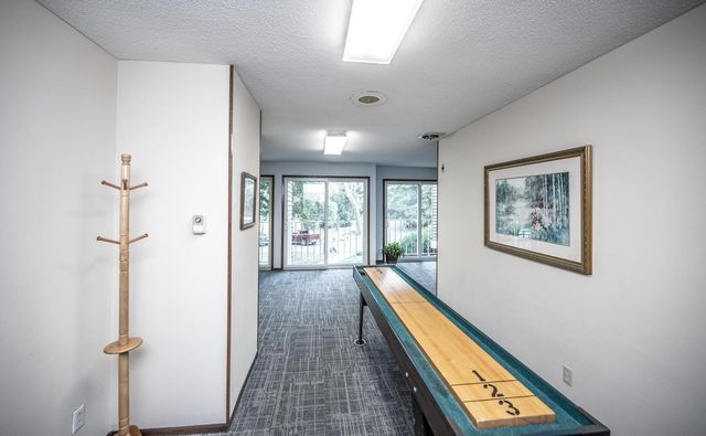 135 Viking Drive E 102, Little Canada, MN 55117
