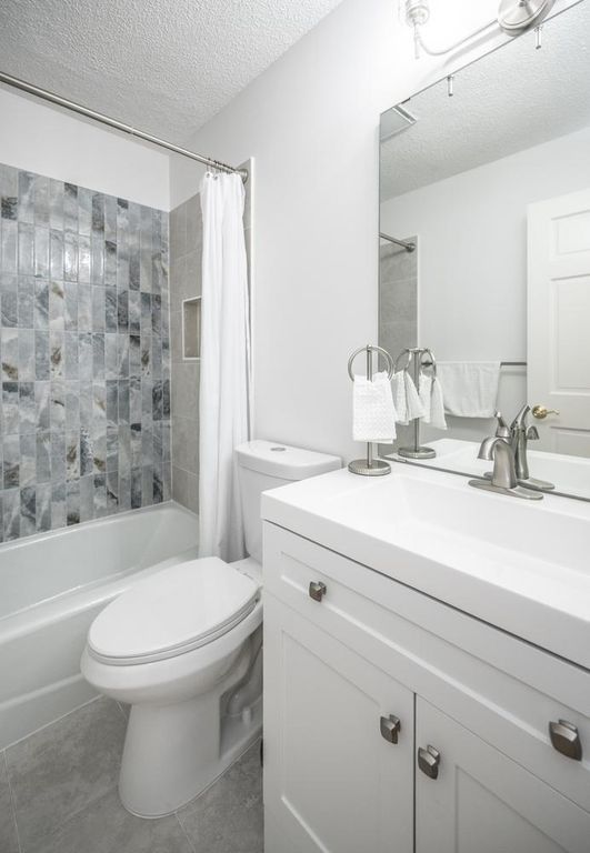 135 Viking Drive E 102, Little Canada, MN 55117 — photo 5