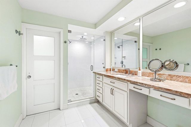 2001 SE Sailfish Point Boulevard 313, Stuart, FL 34996