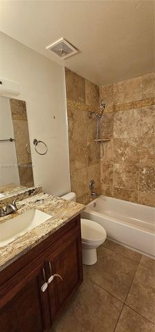 5352 NE 6th Avenue G9, Oakland Park, FL 33334