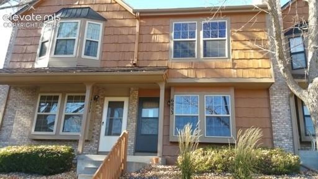 6853 Mountain Top Lane, Colorado Springs, CO 80919