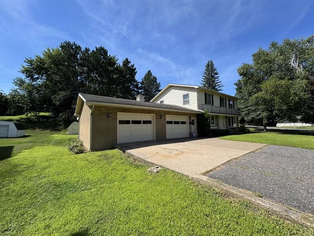 825 MICHAEL STREET, Kingsford, MI 49802