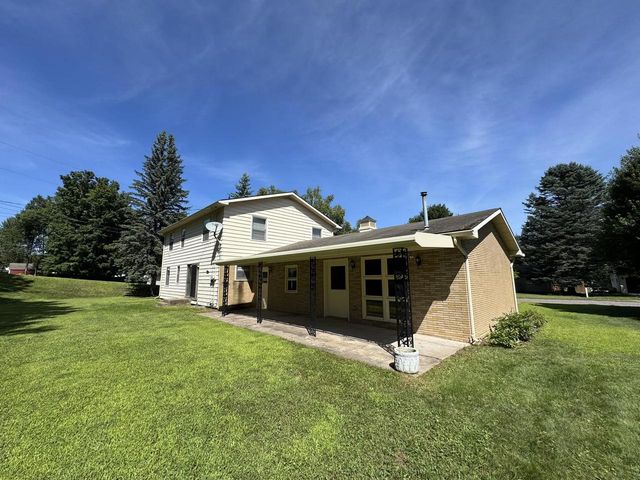 825 MICHAEL STREET, Kingsford, MI 49802