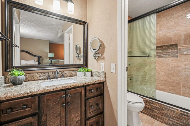 1900 Bay Area Boulevard 163, Houston, TX 77058