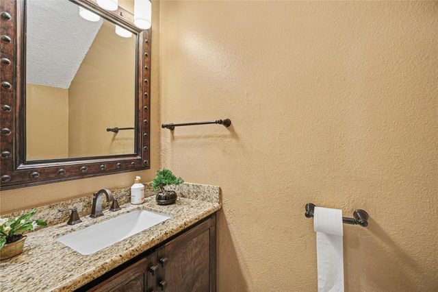 1900 Bay Area Boulevard 163, Houston, TX 77058