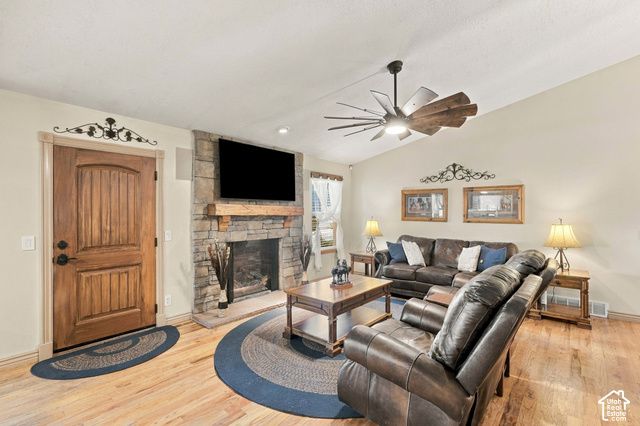 14138 S PHEASANT HOLLOW LN, Bluffdale, UT 84065