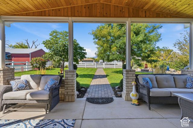 14138 S PHEASANT HOLLOW LN, Bluffdale, UT 84065