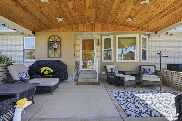 14138 S PHEASANT HOLLOW LN, Bluffdale, UT 84065