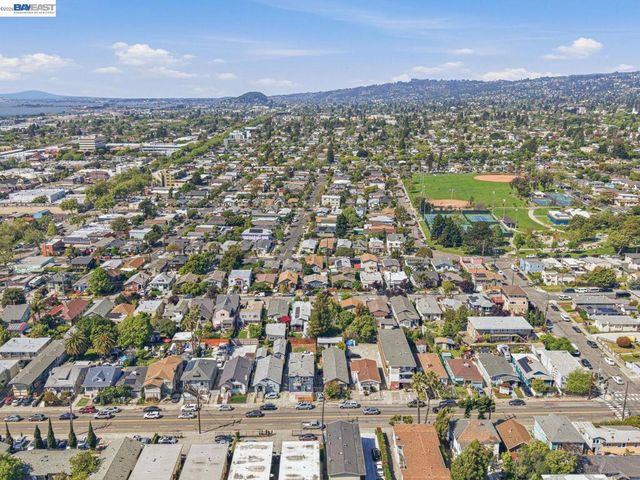 1241 1241B Ashby Ave, Berkeley, CA 94702