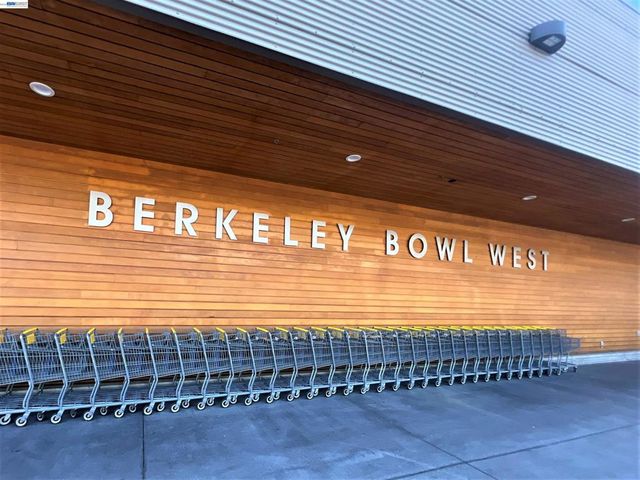 1241 1241B Ashby Ave, Berkeley, CA 94702