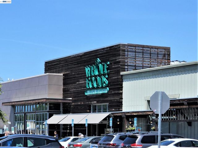 1241 1241B Ashby Ave, Berkeley, CA 94702