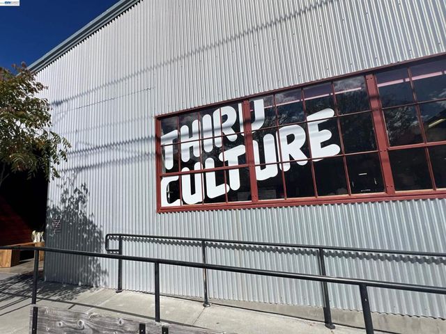 1241 1241B Ashby Ave, Berkeley, CA 94702