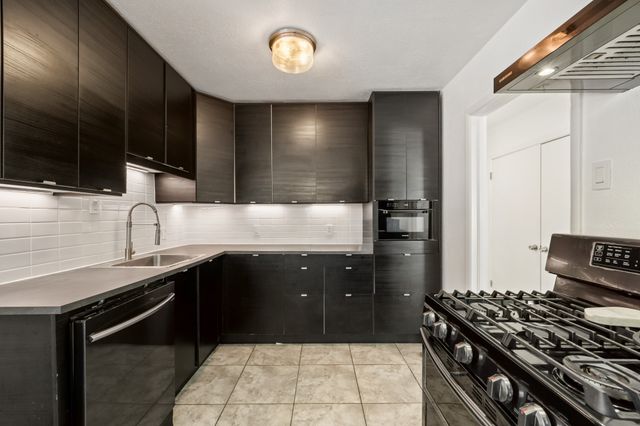 3727 Hawick Lane, Dallas, TX 75220