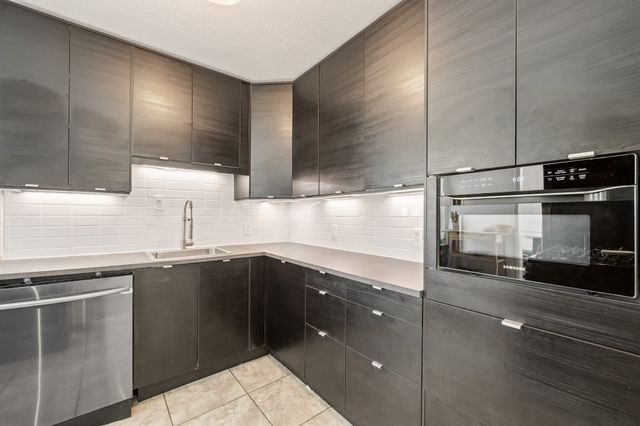 3727 Hawick Lane, Dallas, TX 75220