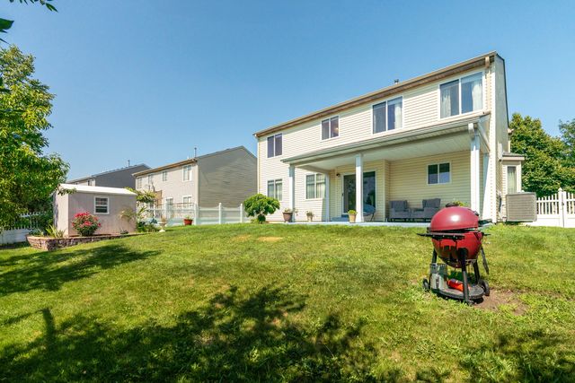 3707 Thoroughbred Lane, Joliet, IL 60435