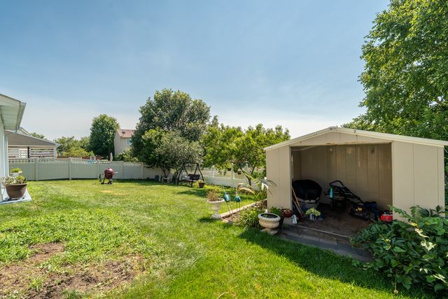 3707 Thoroughbred Lane, Joliet, IL 60435