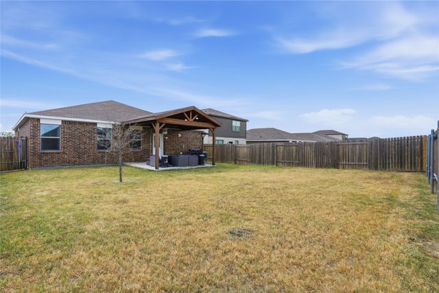 1934 Wooley Way, Seagoville, TX 75159