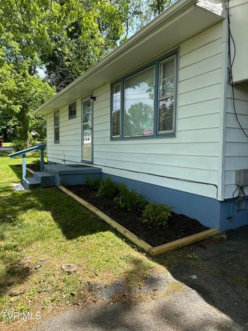 2200 East 7th Avenue, Johnson City, TN 37601