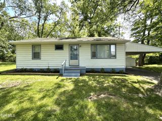 2200 East 7th Avenue, Johnson City, TN 37601