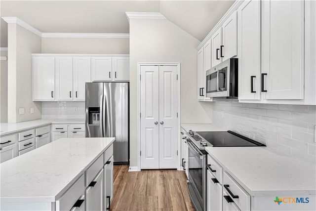 1310 Rolling Brook Drive, Temple, TX 76502