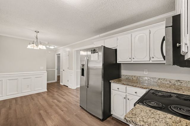 2823 Black Stallion Ct, Murfreesboro, TN 37130