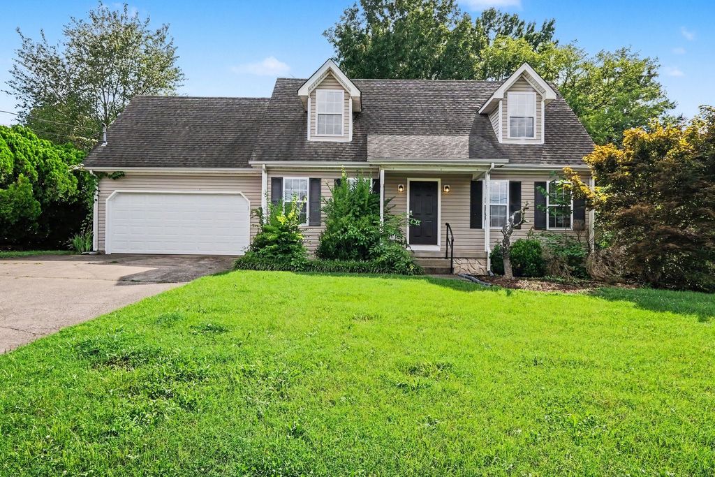 2823 Black Stallion Ct, Murfreesboro, TN 37130