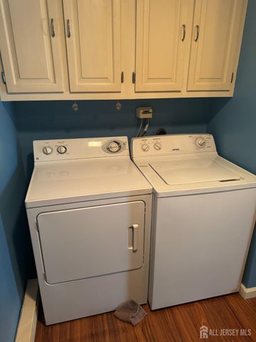 310 Sharon Way C, Monroe, NJ 08831