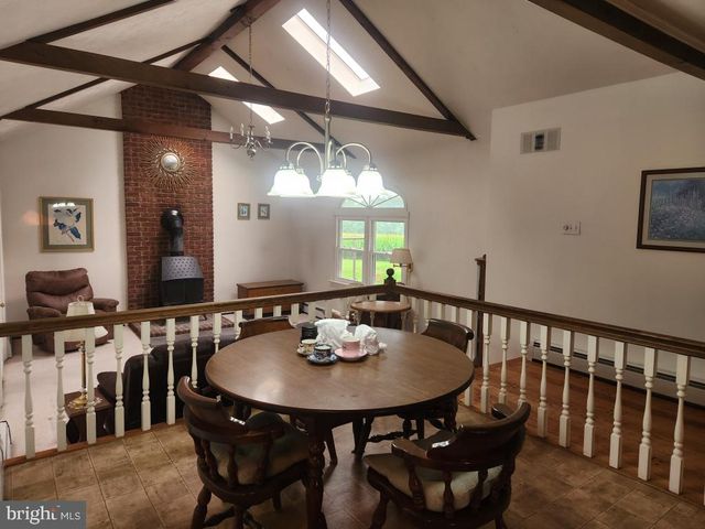 1242 BRENEMAN RD, Manheim, PA 17545