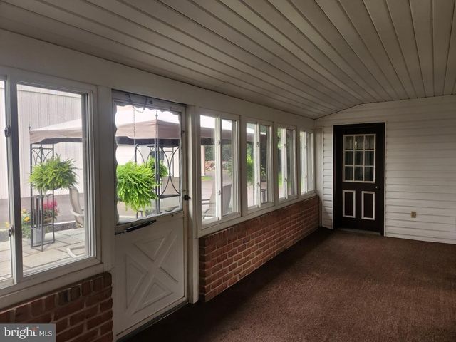 1242 BRENEMAN RD, Manheim, PA 17545