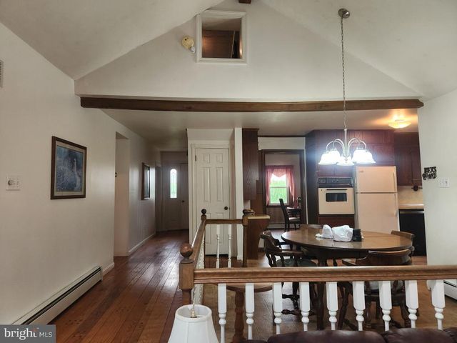 1242 BRENEMAN RD, Manheim, PA 17545