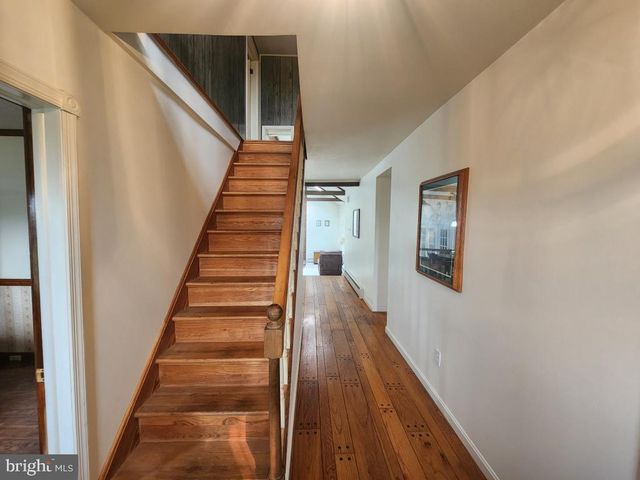 1242 BRENEMAN RD, Manheim, PA 17545