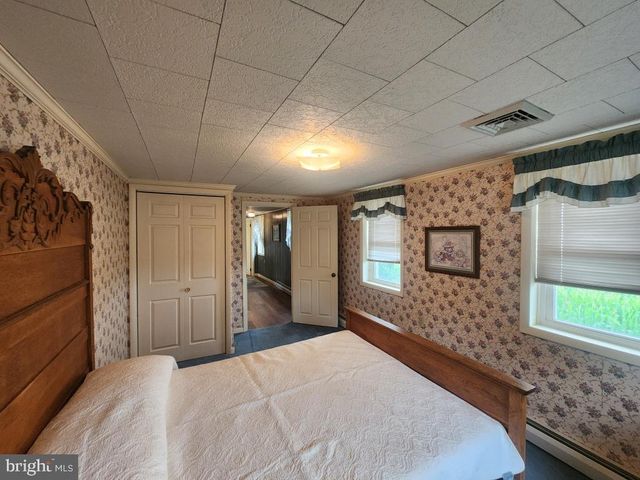 1242 BRENEMAN RD, Manheim, PA 17545